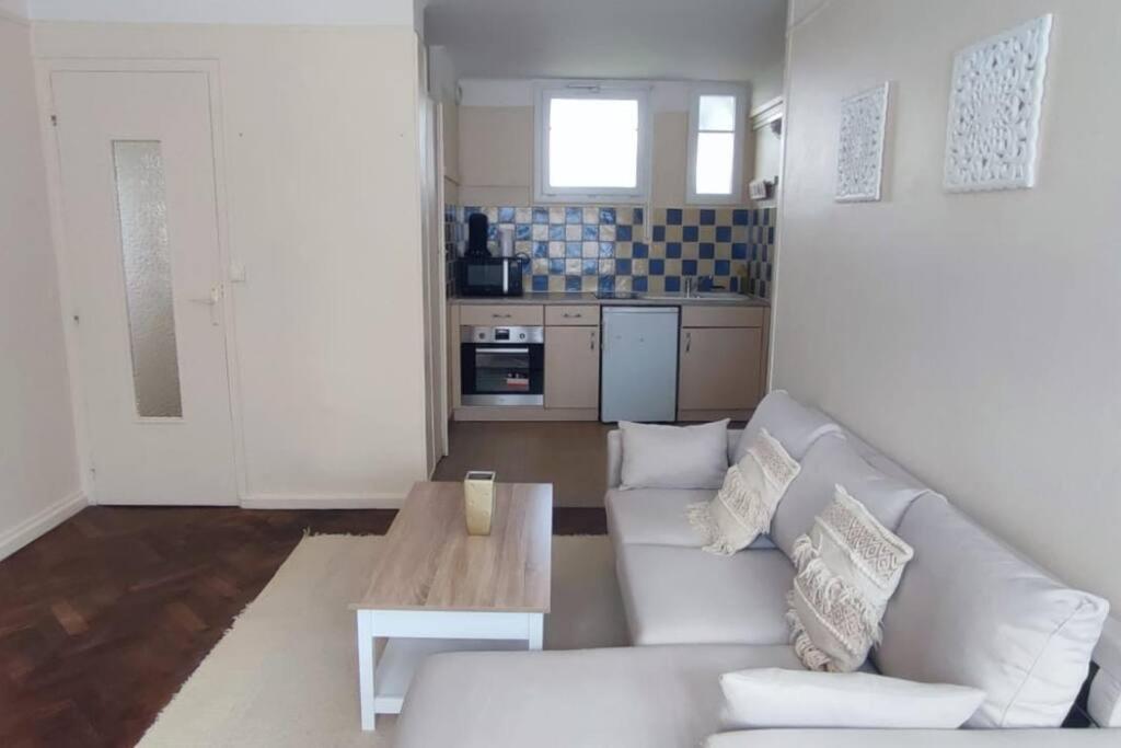 Appartement Tres Bien Place Châteauroux Εξωτερικό φωτογραφία